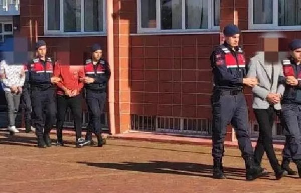 Bakır kablo hırsızlığına 2 tutuklama Bakır kablo hırsızlığına 2 tutuklama