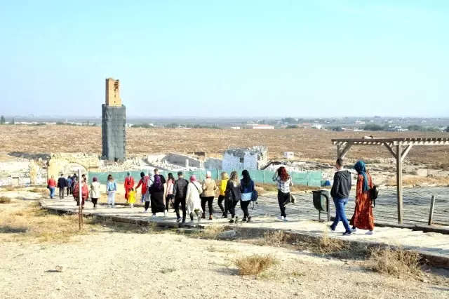 Harran harabeleri yılın her mevsimde ziyaretçi ağırlıyor Harran harabeleri yılın her mevsimde ziyaretçi ağırlıyor