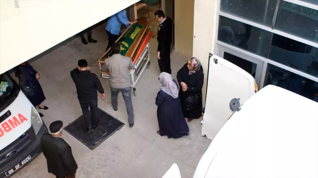 Hayvan otlattığı merada ölü bulundu