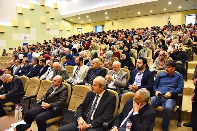 HRÜ'de II. Uluslararası Mevlid-i Nebi sempozyumu yapıldı HRÜ'de II. Uluslararası Mevlid-i Nebi sempozyumu yapıldı
