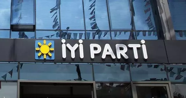 İYİ Partili Aytun Çıray: AK Parti'nin yanlış dış siyaseti Türkiye'nin milli siyaseti değildir
