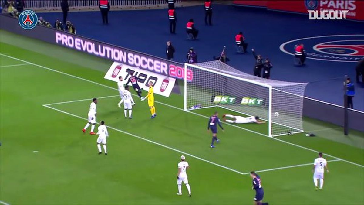 Neymar'ın Guingamp'a Golü