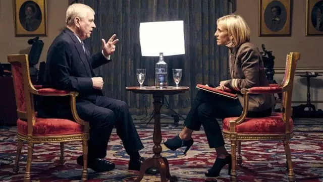 Prens Andrew cinsel taciz iddiaları ve Jeffrey Epstein ile arkadaşlığı hakkında BBC'ye konuştu: 'O... Prens Andrew cinsel taciz iddiaları ve Jeffrey Epstein ile arkadaşlığı hakkında BBC'ye konuştu: 'O...