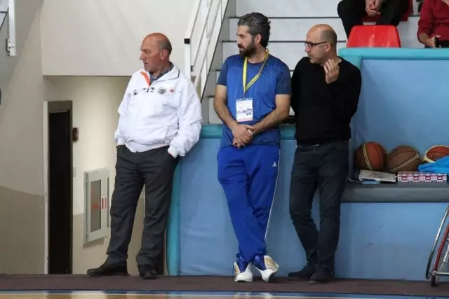 Şanlıurfa'ya basket yağdırdı Şanlıurfa'ya basket yağdırdı