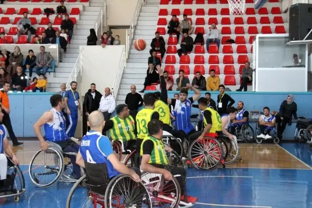 Şanlıurfa'ya basket yağdırdı Şanlıurfa'ya basket yağdırdı