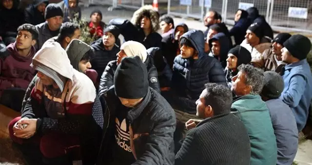 Yunan polisi, 30 göçmeni döverek Türkiye'ye geri gönderdi