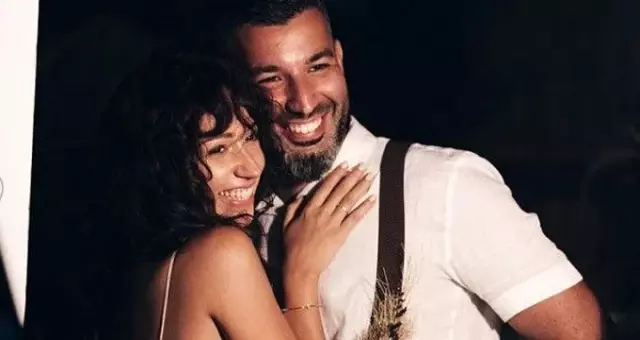 Zeynep Bastık, sevgilisi Tolga Akış ile evleniyor