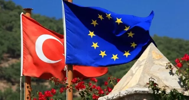 AB, Türkiye'ye yapılan mali yardımlarda 85 milyon euro kesintiye gitti AB, Türkiye'ye yapılan mali yardımlarda 85 milyon euro kesintiye gitti