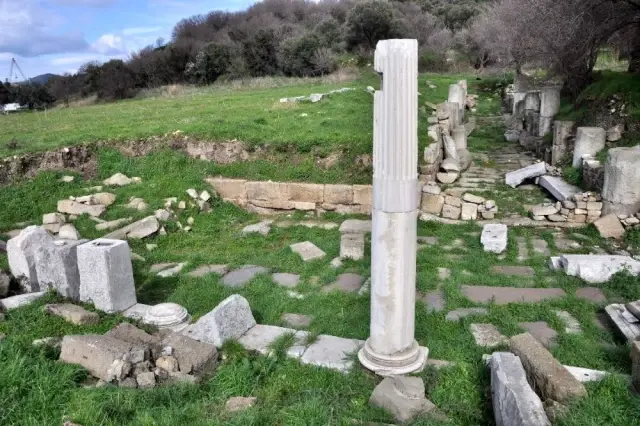 Aliağa, tarihi ve doğal güzellikleriyle ilgi çekiyor Aliağa, tarihi ve doğal güzellikleriyle ilgi çekiyor