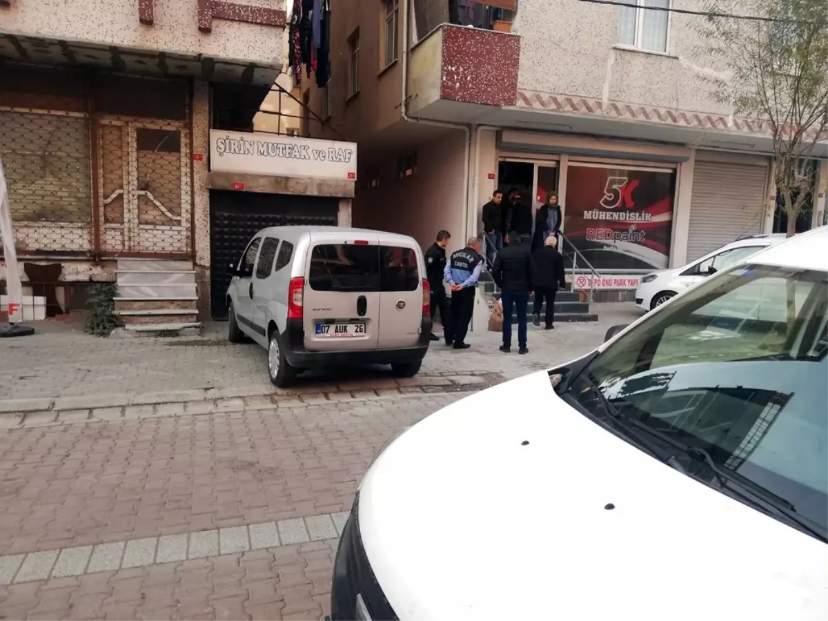 Avcılar'da kimyasal koku alarmı