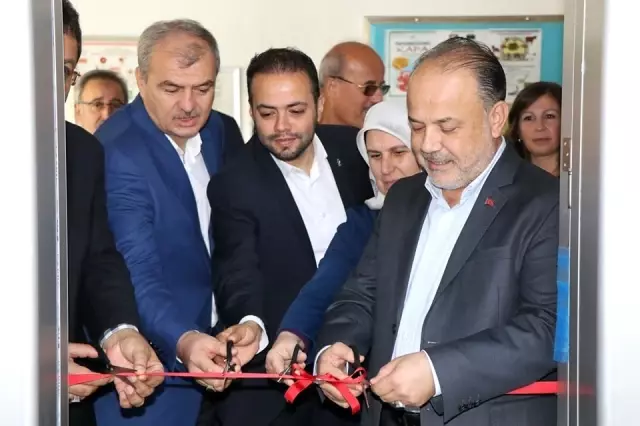 Aydın'da 'tığ örgücülüğü' kursu açıldı