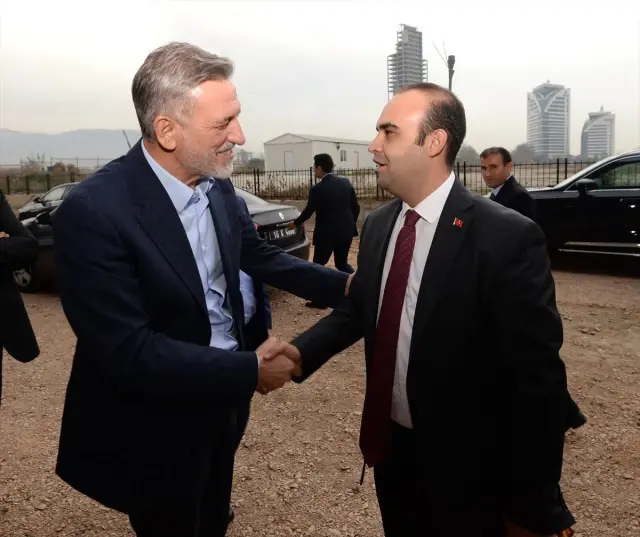Bakan Yardımcısı Kacır'dan Gökmen Uzay ve Havacılık Eğitim Merkezi'nde inceleme