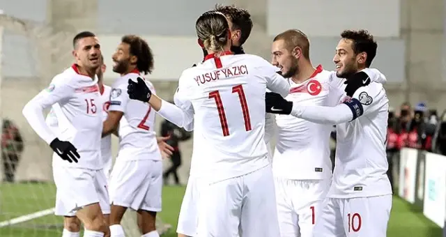 Barcelona ve Real Madrid, Ahmed Kutucu'yu istiyor!