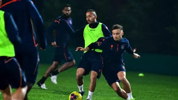 Başakşehir'de İrfan Can Kahveci sevinci