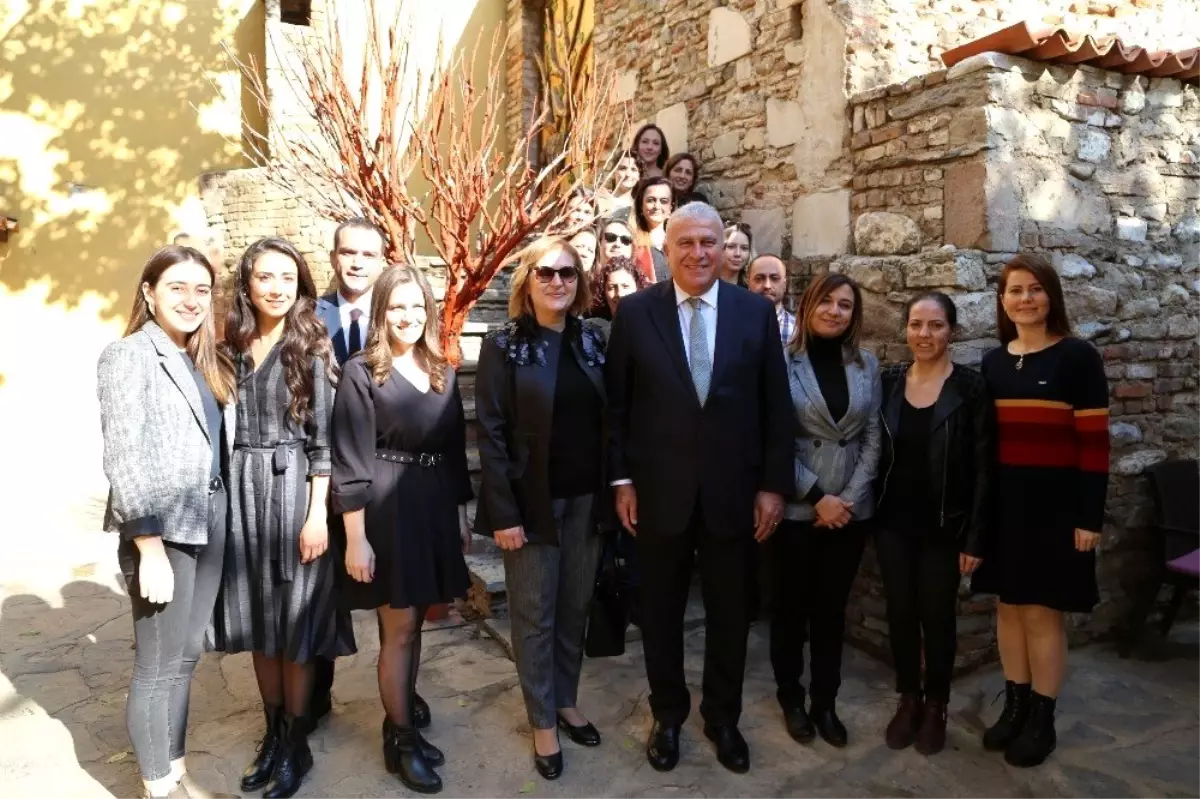 Başkan Atay öğretmenlerle buluştu