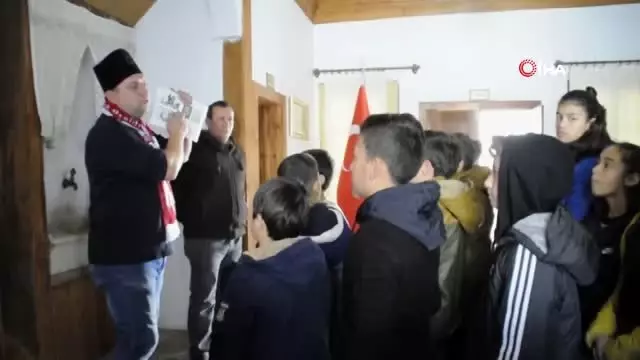 Büyük Taarruz Karargahı'na yılda yaklaşık 40 bin ziyaretçi Büyük Taarruz Karargahı'na yılda yaklaşık 40 bin ziyaretçi