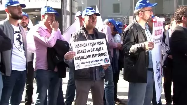 Çok sayıda işçi çıkaran giyim sektörünün devine protesto Çok sayıda işçi çıkaran giyim sektörünün devine protesto