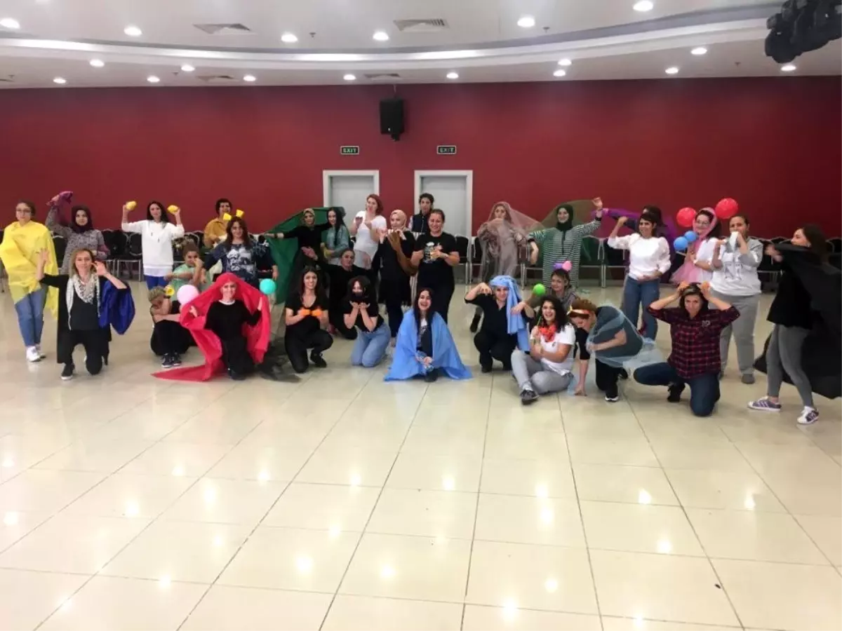 Çorlu'da öğrenmeyi öğrenmek isteyen öğretmenler için atölyeler düzenleniyor