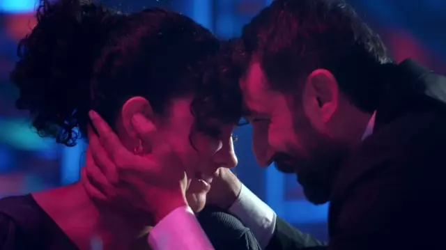 Çukur 3.Sezon 9.Bölüm Ağlayacak mısın? Çukur 3.Sezon 9.Bölüm Ağlayacak mısın?