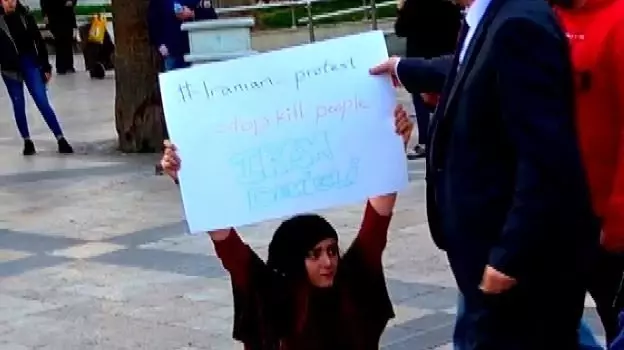 Denizli'de, İran protestolarına destek eyleminde 2 kişiye gözaltı