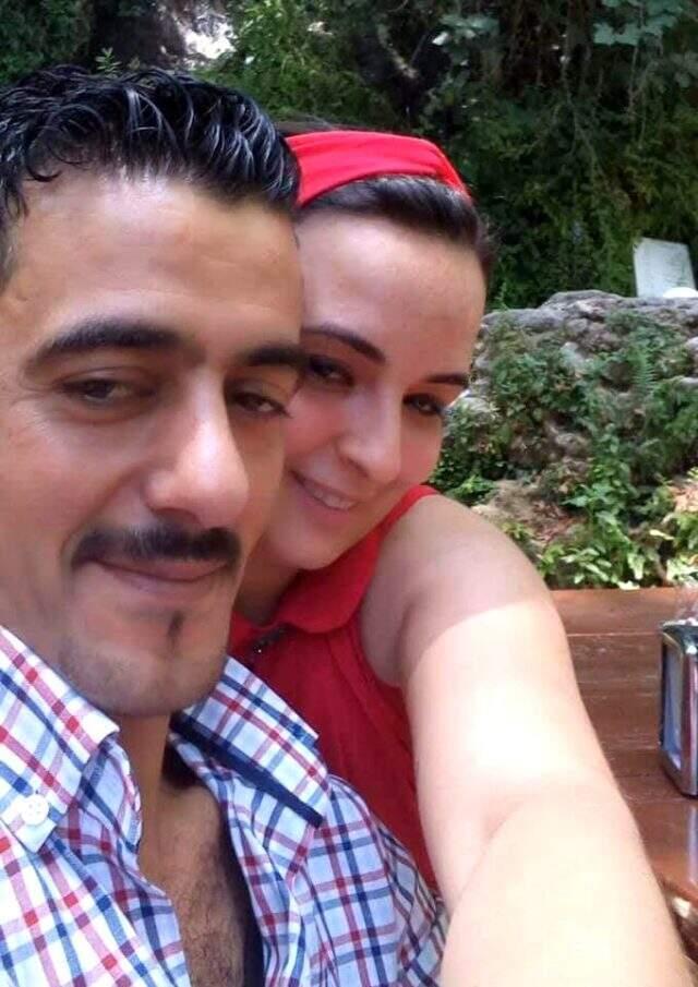 Eşi 3 ay önce dövülerek öldürülen 3 çocuk annesi, kendisini iple tavana astı