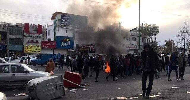 İran protestolarında 5. gün! Af Örgütü, 106 kişinin öldüğünü duyurdu