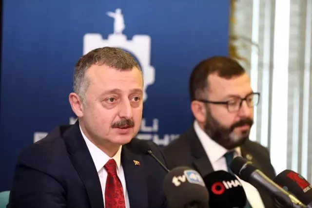Kocaeli'nin su ihtiyacını karşılayan barajda su seviyesi yüzde 19'a geriledi Kocaeli'nin su ihtiyacını karşılayan barajda su seviyesi yüzde 19'a geriledi