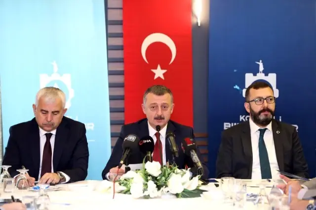 Kocaeli'nin su ihtiyacını karşılayan barajda su seviyesi yüzde 19'a geriledi Kocaeli'nin su ihtiyacını karşılayan barajda su seviyesi yüzde 19'a geriledi