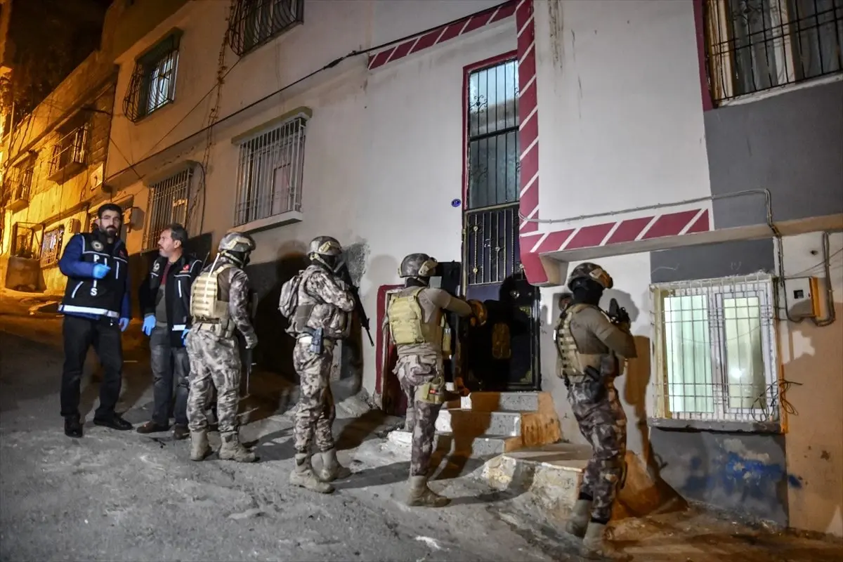 Malatya'da fuhuş operasyonunda 3 kişi gözaltına alındı