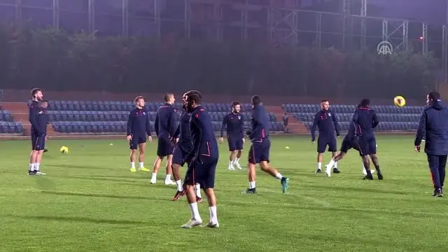 Medipol Başakşehir'de Galatasaray maçının hazırlıkları sürdü Medipol Başakşehir'de Galatasaray maçının hazırlıkları sürdü