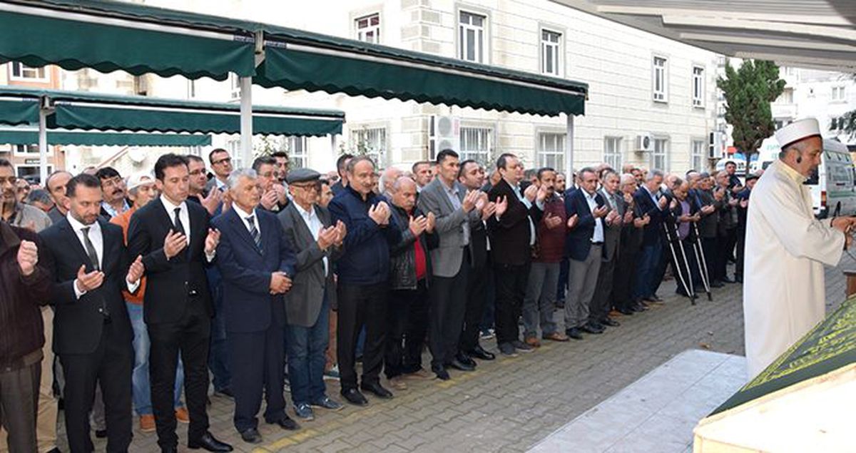 Şenol Güneş'in dünürü Hayri Süreyye Kelleci hayatını kaybetti