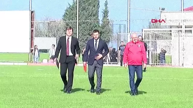 Spor ertuğrul sağlam, doğum gününde samsunspor'a imza attı