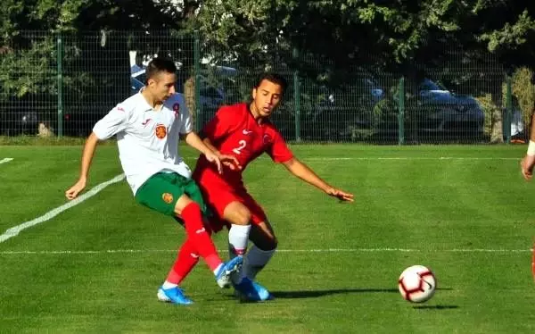 U19 milliler, Elit Tur'a namağlup yükseldi U19 milliler, Elit Tur'a namağlup yükseldi