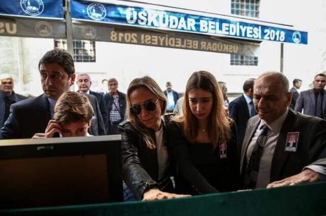 Yaşar Büyükanıt, eşinin cenazesine katılamadı