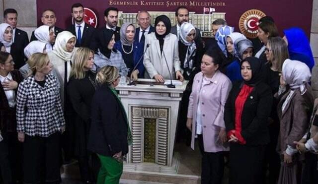 AK Parti, 'Bu kadına haddini bildirin' diyen CHP'li Engin Özkoç'u ortak açıklamayla kınadı