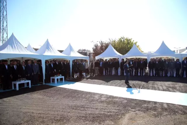 AK Parti Genel Başkan Yardımcısı Yılmaz: 'Güçlü bir liderimiz var, istikrarlı bir hükümetimiz var' AK Parti Genel Başkan Yardımcısı Yılmaz: 'Güçlü bir liderimiz var, istikrarlı bir hükümetimiz var'