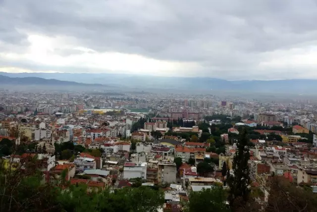 Aydın'da yağışla birlikte hava sıcaklıkları düşecek