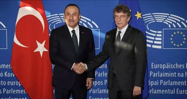 Çavuşoğlu'ndan AP Başkanı Sassoli'ye sert tepki: İkiyüzlü tutumunun yeni bir örneği