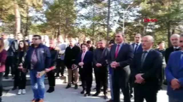 Çorum şehit öğretmen şenay aybüke yalçın, kabri başında anıldı Çorum şehit öğretmen şenay aybüke yalçın, kabri başında anıldı