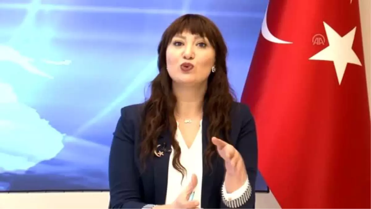 Denizli'de kanseri yenen sunucu programa peruksuz çıktı