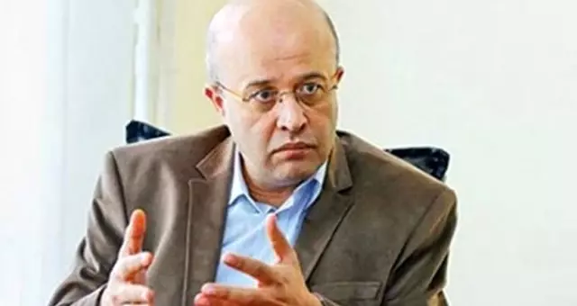 Gazeteci Ahmet Takan evinin önünde saldırıya uğradı Gazeteci Ahmet Takan evinin önünde saldırıya uğradı
