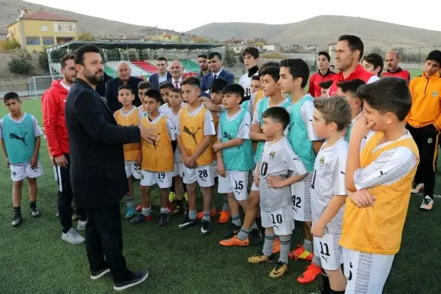 Geleceğin yıldız futbolcuları Yahyalı'dan yetişecek