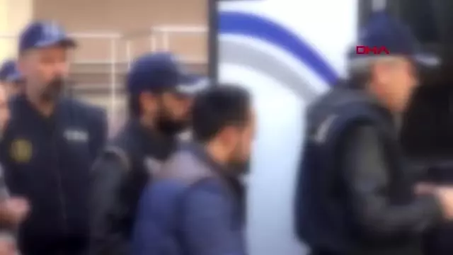 İzmir merkezli fetö operasyonunda 17 şüpheli adliyeye sevk edildi