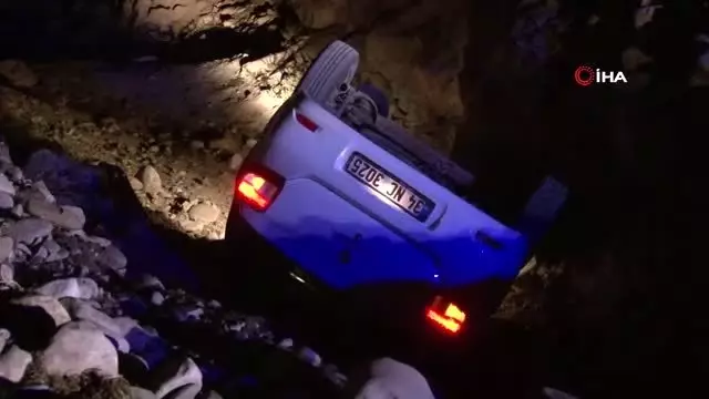 Kontrolden çıkan otomobil takla atıp araziye yuvarlandı: 1 yaralı Kontrolden çıkan otomobil takla atıp araziye yuvarlandı: 1 yaralı