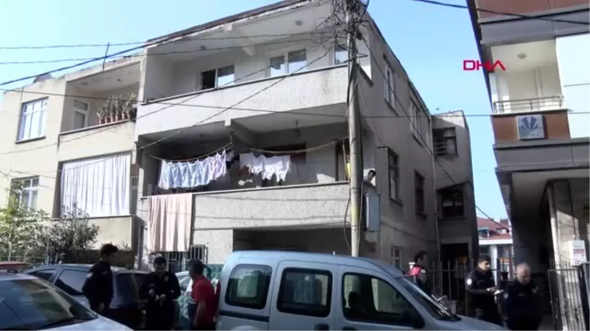 Küçükçekmece'de babasını silahla öldüren şüpheli yakalandı