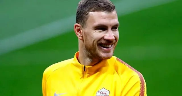 Manchester United, Edin Dzeko'yu transfer etmek istiyor!