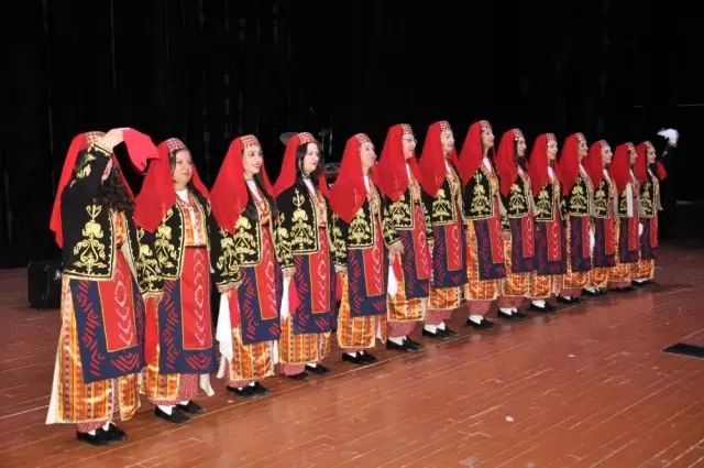 Niğdeli öğretmenlerden muhteşem performans