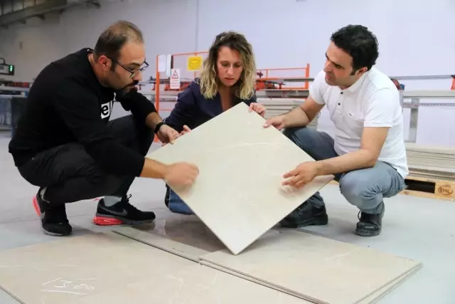 Uşak Üniversitesi 'Deri, Tekstil, Seramik' alanında sanayicinin tasarım kaynağı oldu Uşak Üniversitesi 'Deri, Tekstil, Seramik' alanında sanayicinin tasarım kaynağı oldu