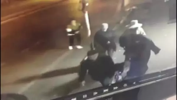 Beyoğlu'ndaki yankesicilik güvenlik kamerasında