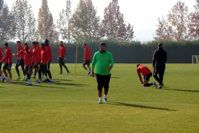 Bülent Uygun: 'Var gücümüzle bulunduğumuz yerden ayağa kalkacağız' Bülent Uygun: 'Var gücümüzle bulunduğumuz yerden ayağa kalkacağız'
